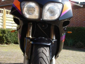 FZR1000-1