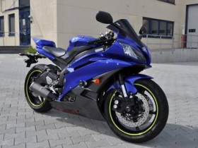 Yamaha YZF-R6 RJ11