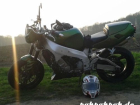 YZF750R Stand 2013