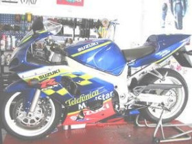 GSX - R 600