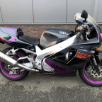 Dimitri's YZF750R