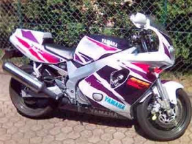 FZR 600 R