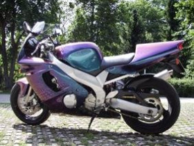 FZR 600 R