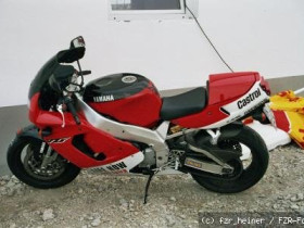 YZF 750 R