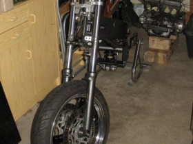 zsb3