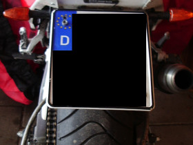 bin kein profi aber alles selbst gemacht :) FZR1000 3LE